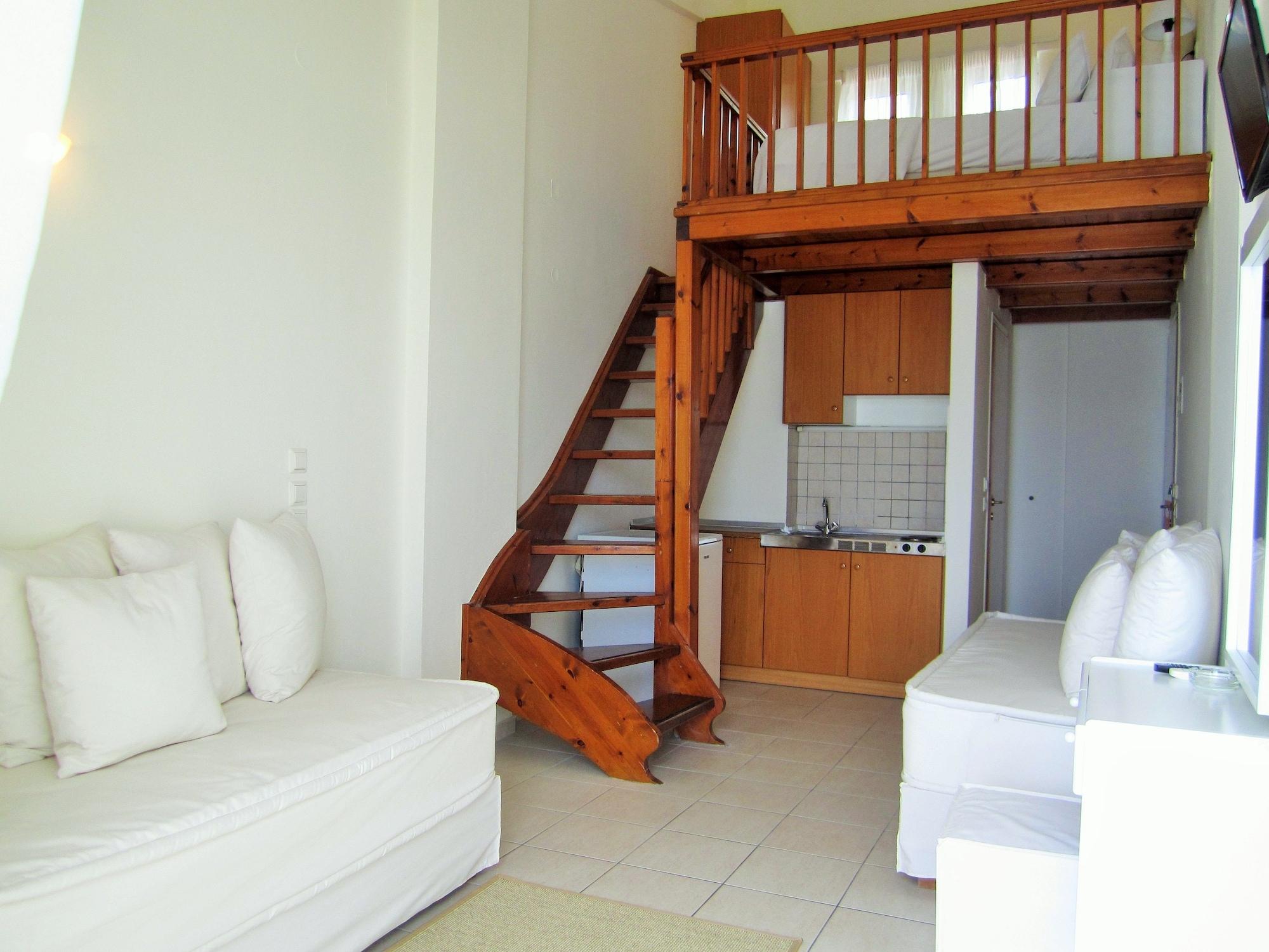 Petradi Lounge Rethymno (Crete)