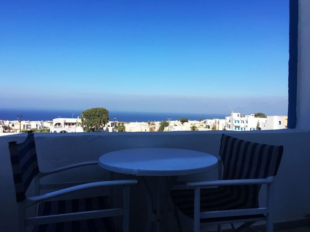 Lodos Hotel Karterados (Santorini)