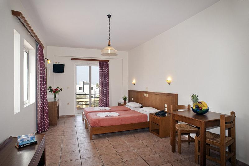 Nontas Aparthotel 3*