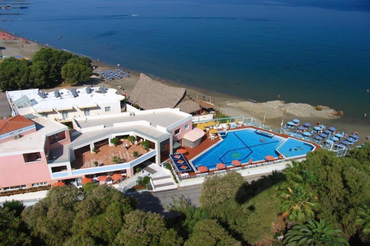 Aparthotel Chrispy Resort, Agia Marina (Crete)