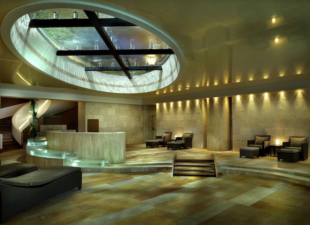 Mare Relais & Chateaux Elounda (Crete)