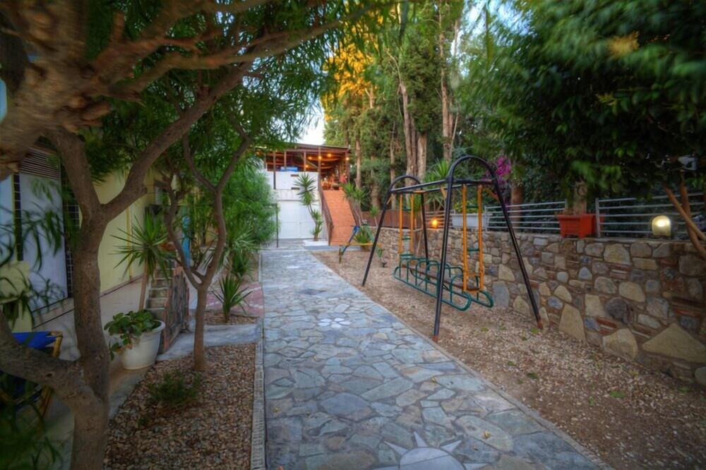 Sunny Days Hotel