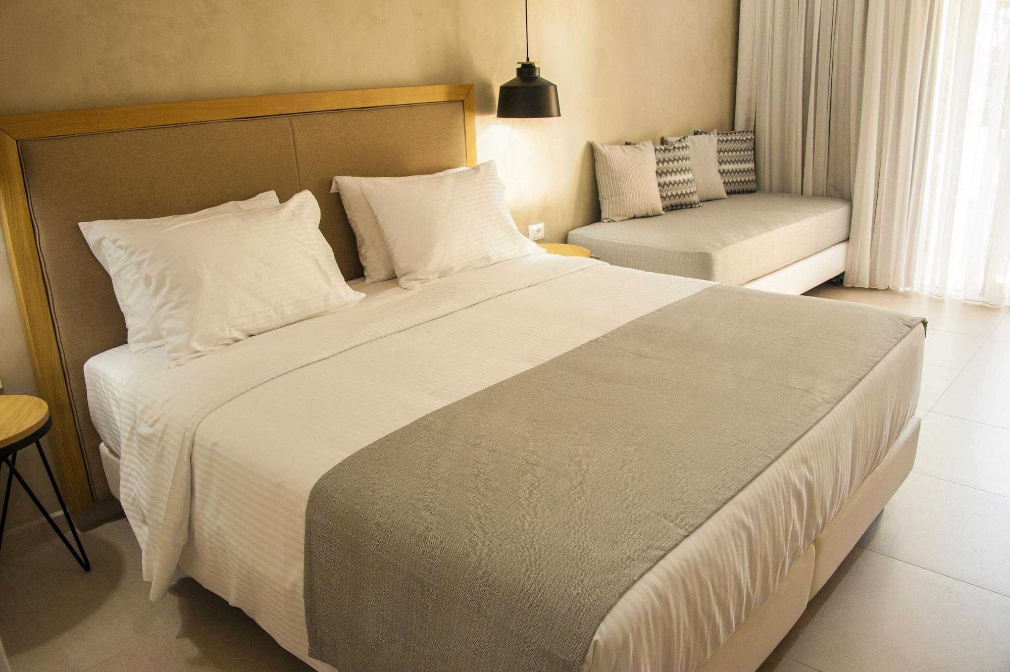 Hotel Sirios Village & 4*