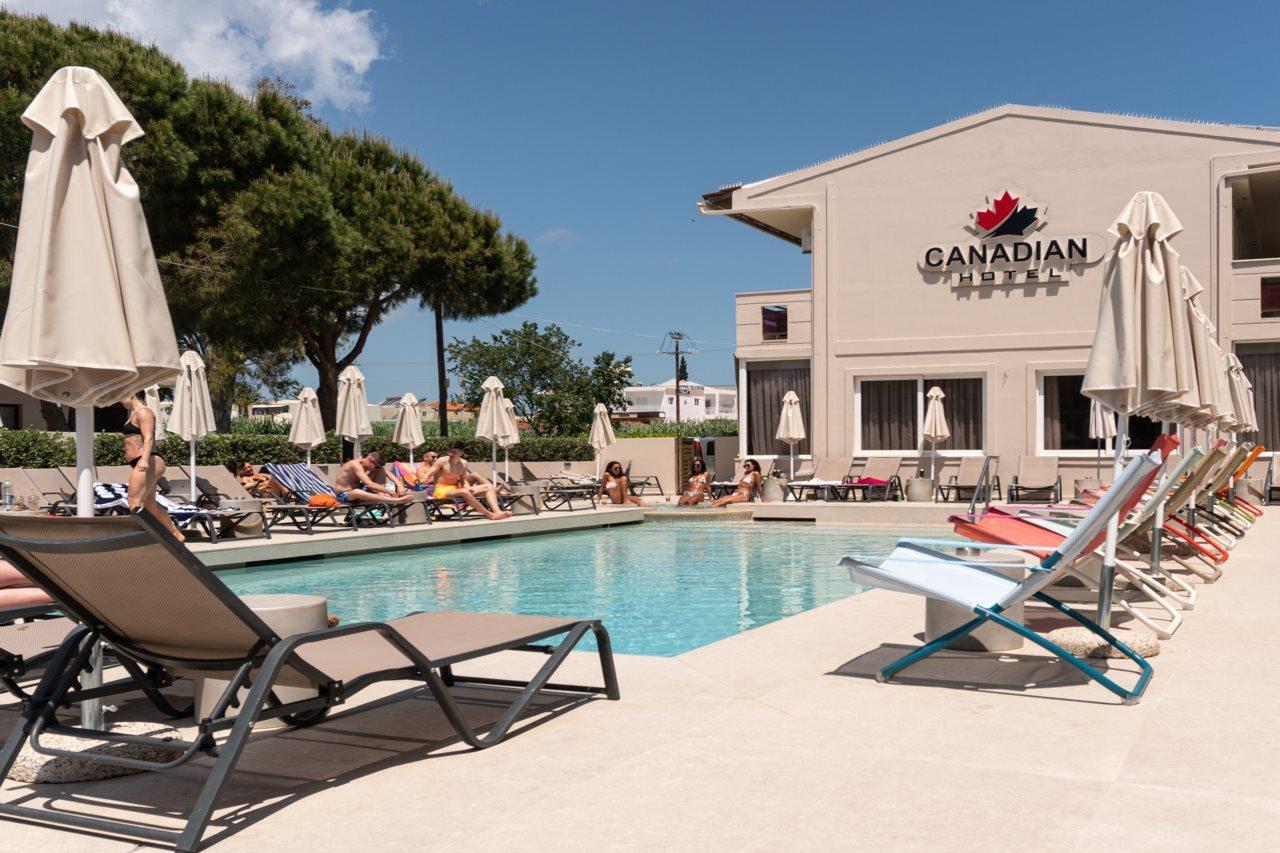 Hotel Canadian 3*
