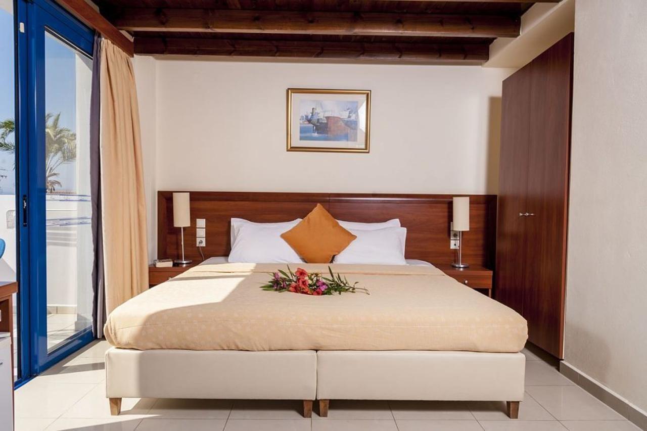 Adelais Hotel