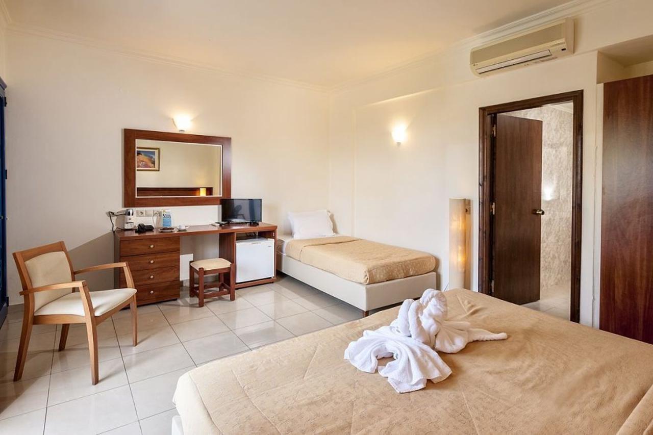 Hotel Adelais 2*