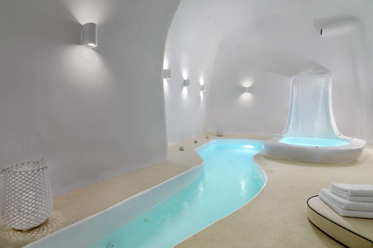 Tholos Hotel Imerovigli (Santorini)