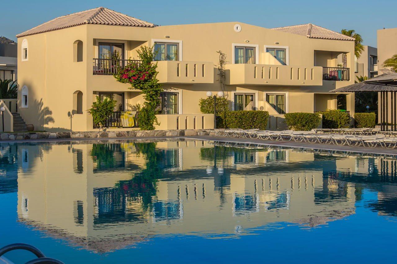 Akti Club Hotel 5*