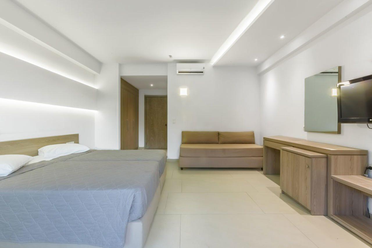 Hotel Akti Club