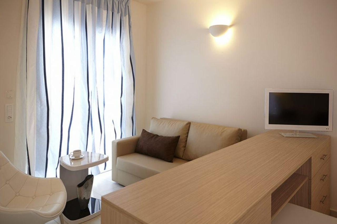 Hotel Orizontes Santorini