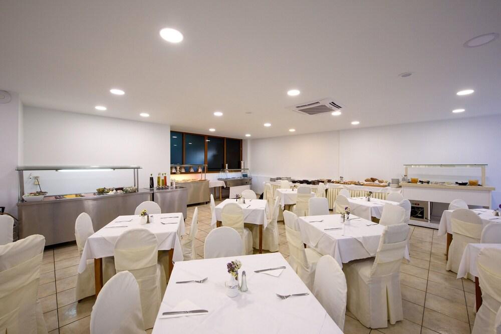 Amalia (adults Only) Hotel