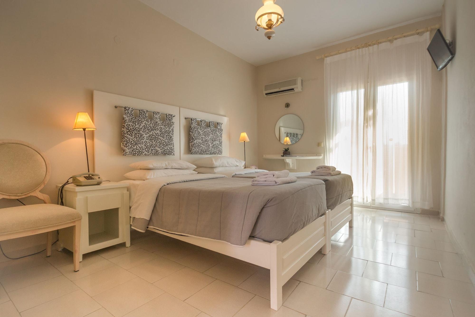 Coral Hotel 4*