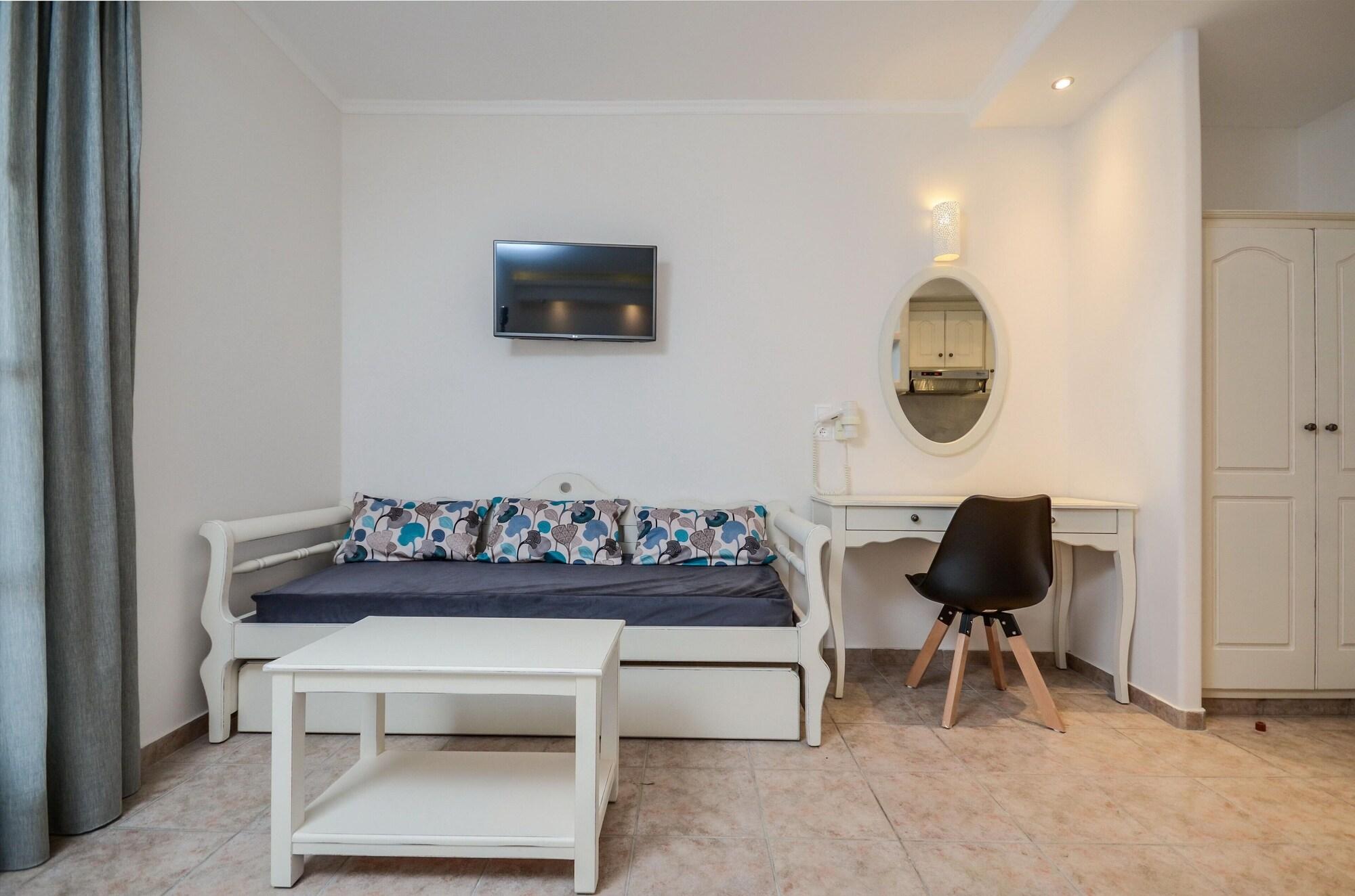 Spiros 2* Naxos City