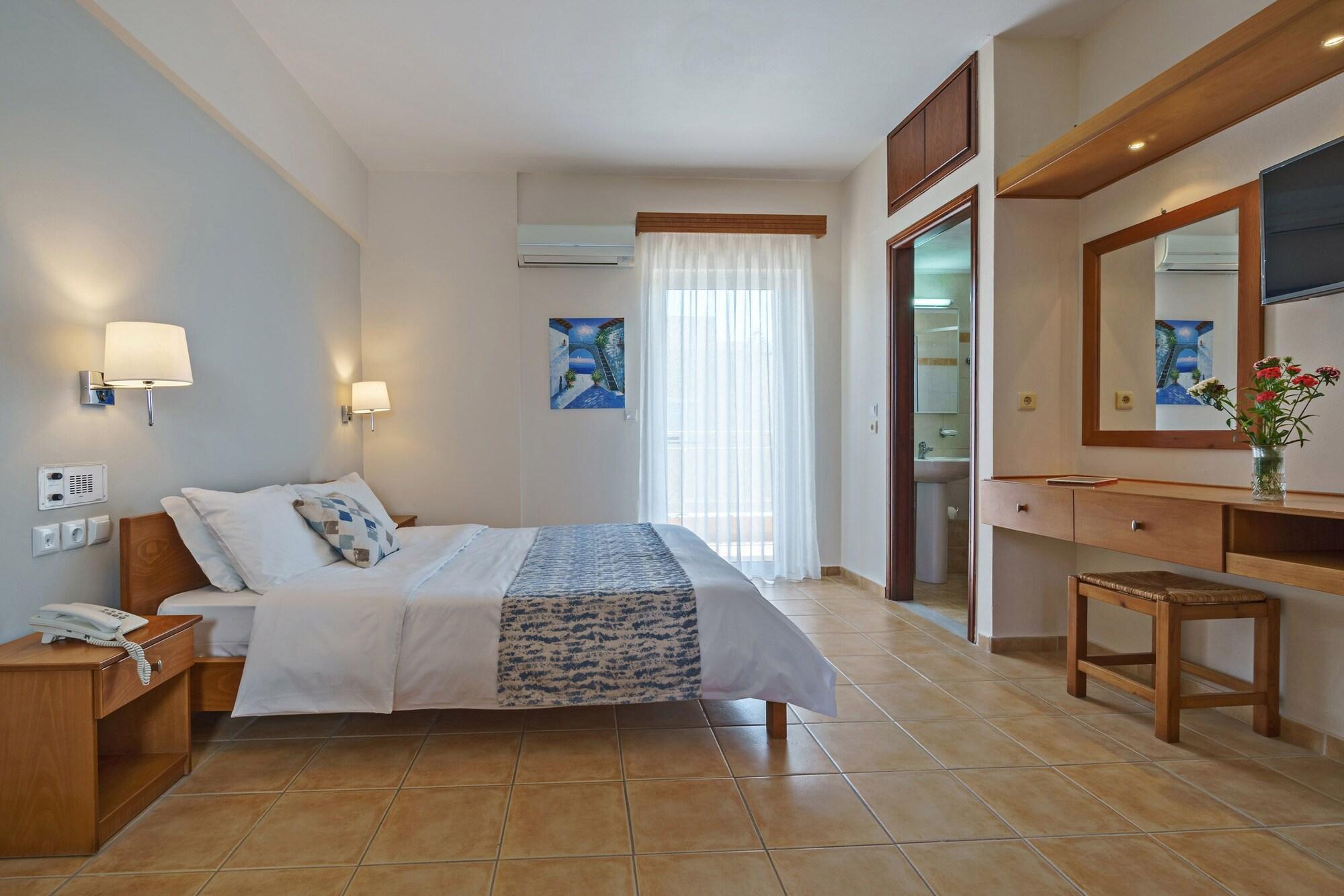Batis Aparthotel
