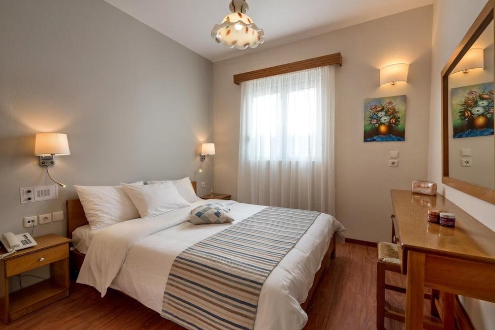 Batis Aparthotel