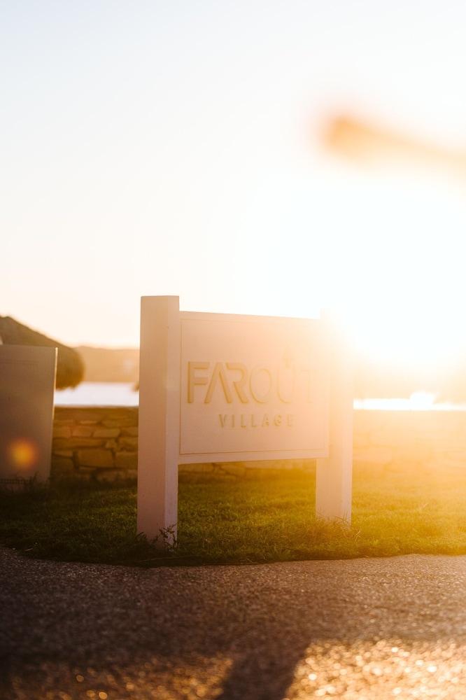 Hotel Far Out Village 3*