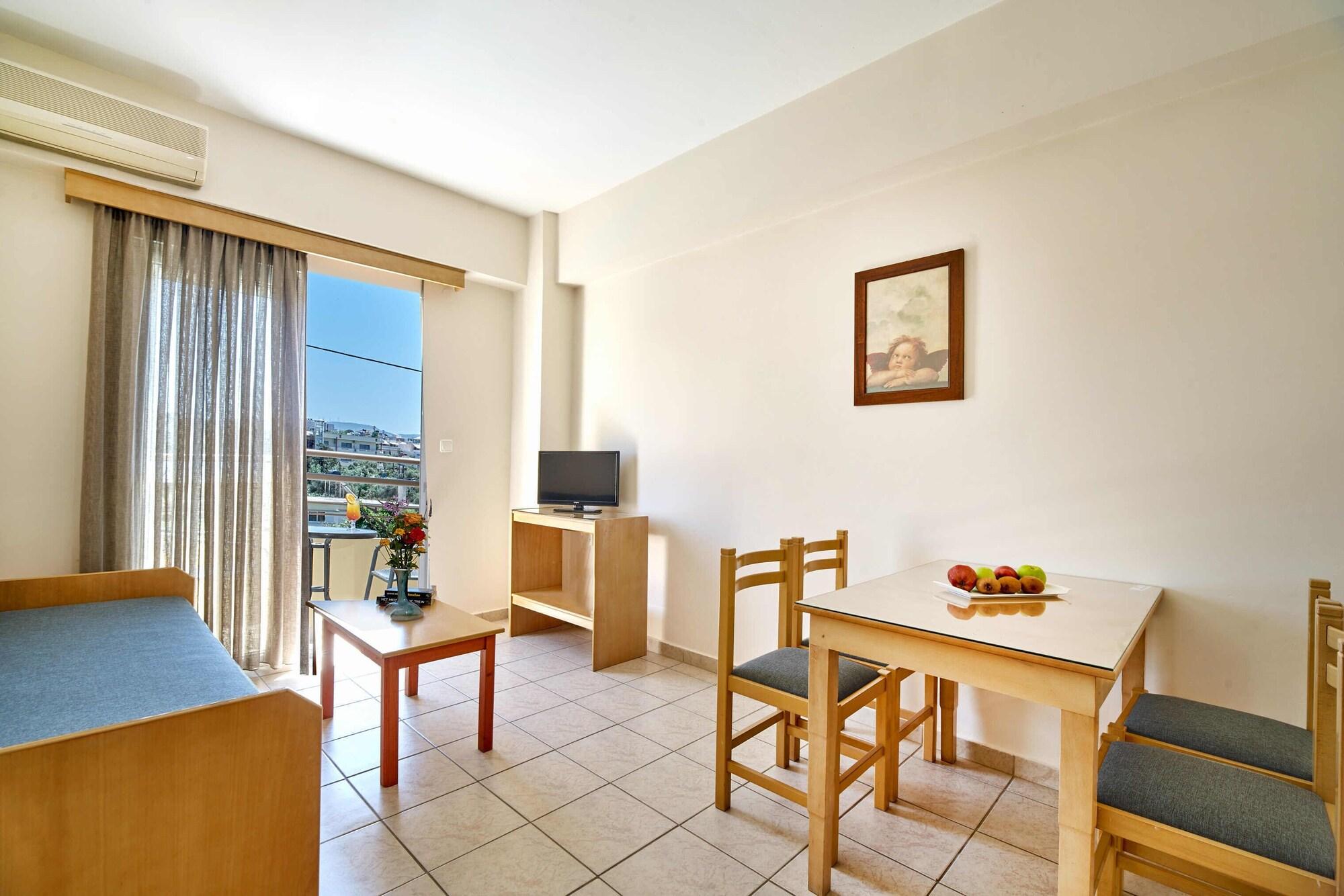 Aparthotel Veronica Kato Daratso