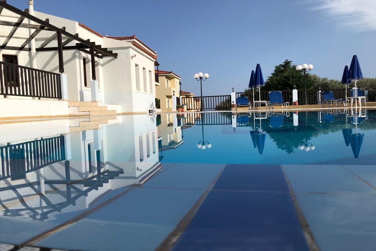 Kyma Hotel 4*