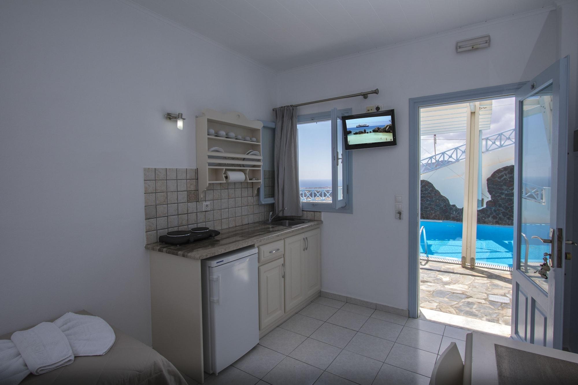 Erato Aparthotel Fira (Santorini)