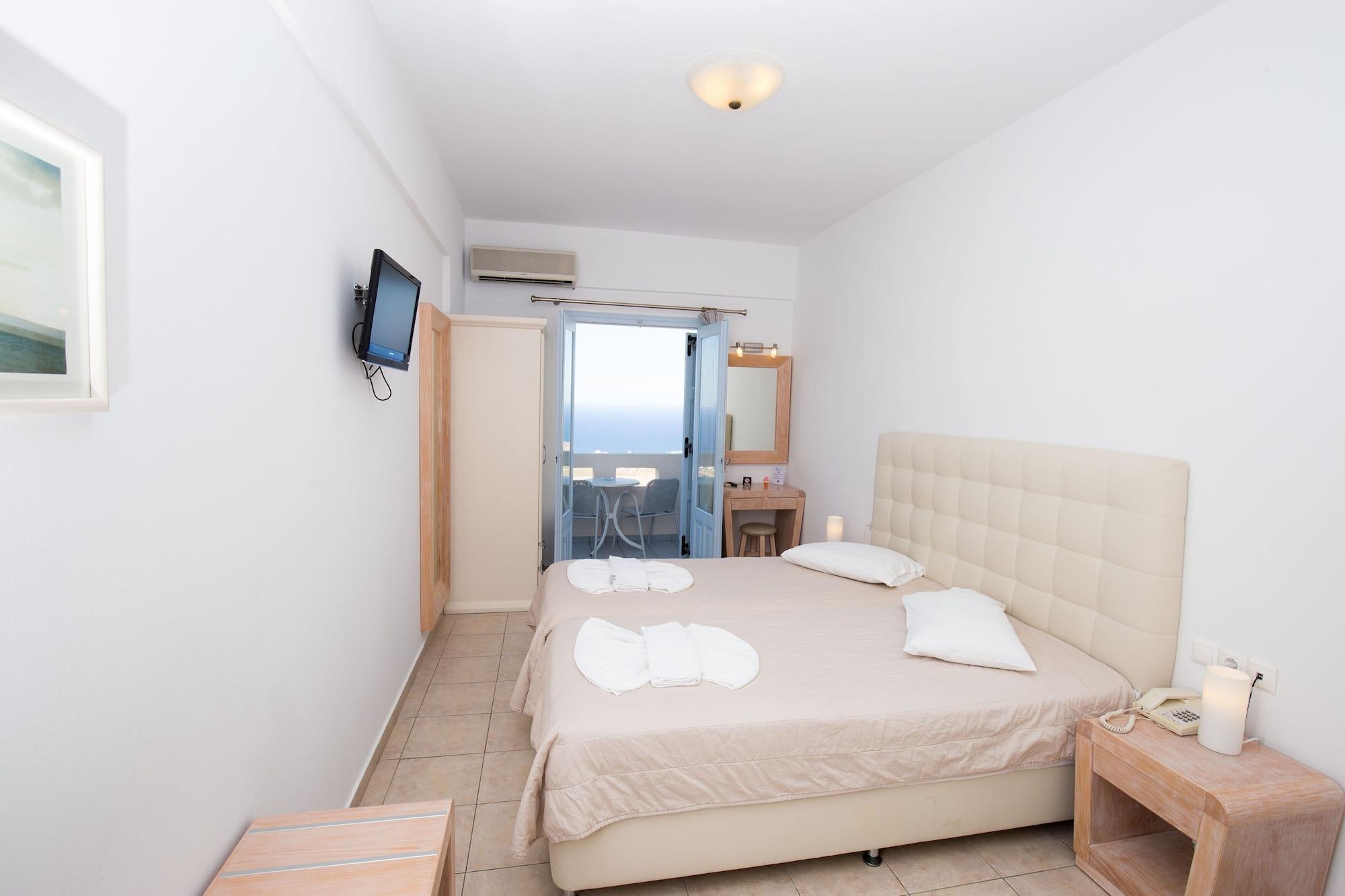 Erato Aparthotel Fira (Santorini)