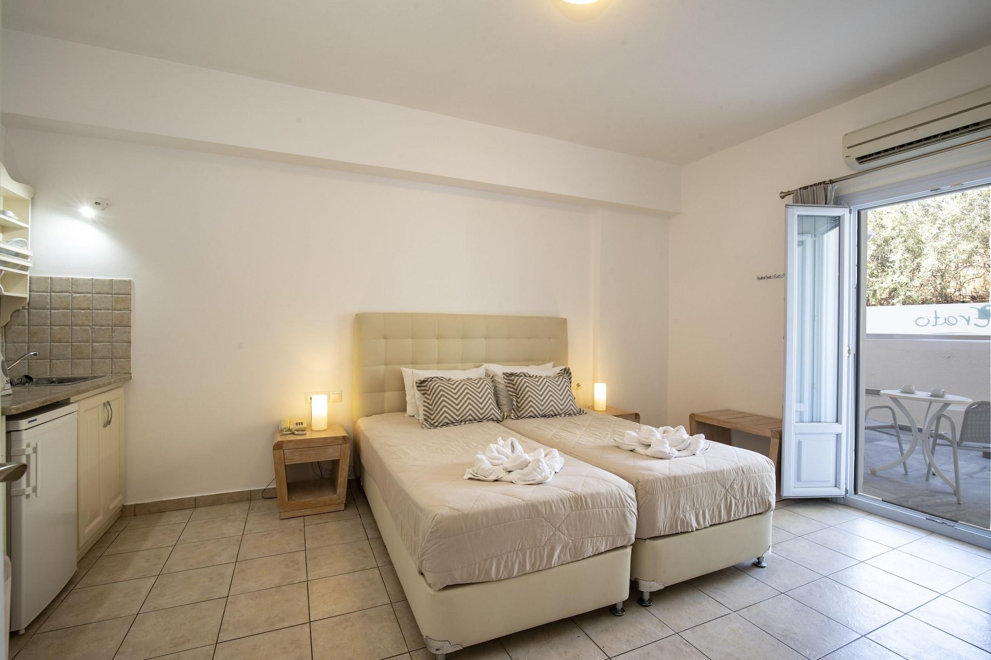 Aparthotel Erato 3*