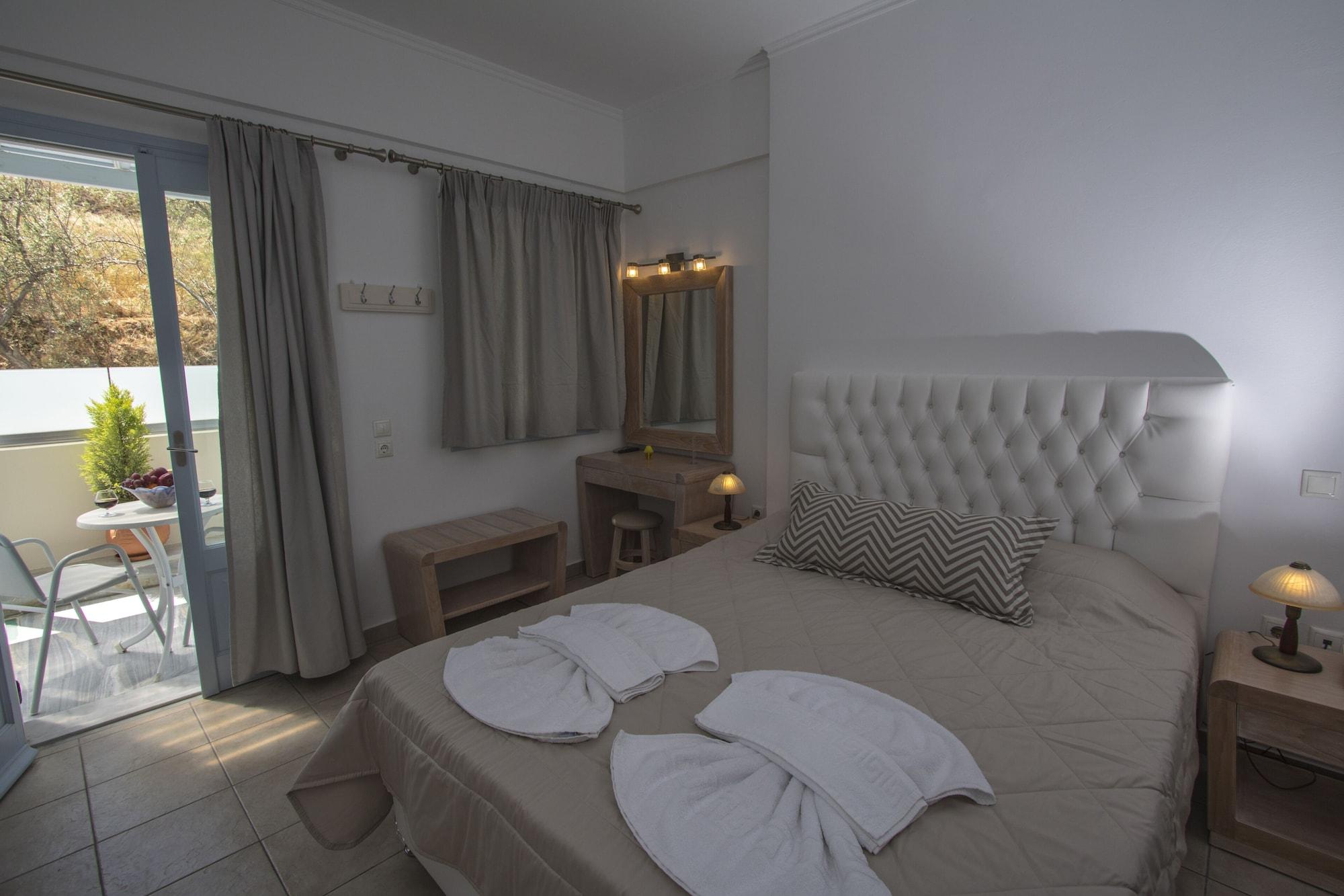 Aparthotel Erato