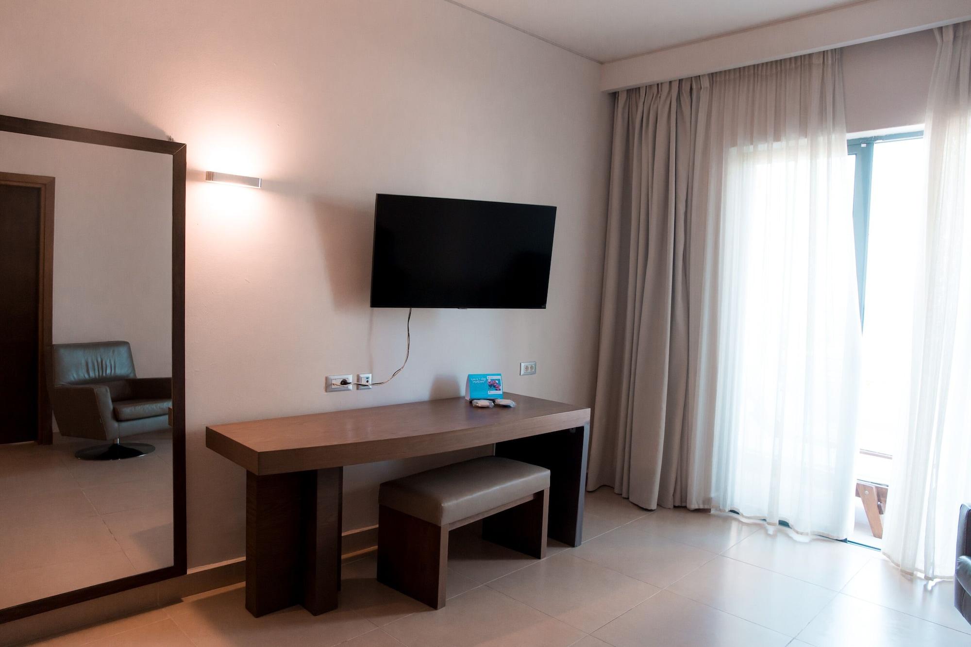 Atlantica Eleon Grand Hotel