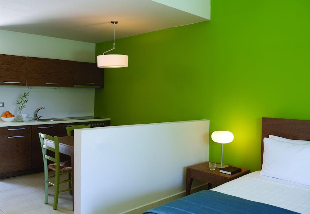 Hotel Atlantica Eleon Grand 5*