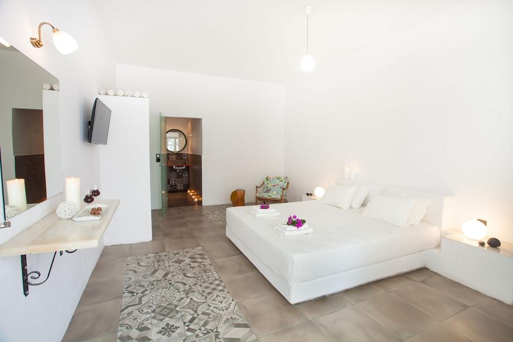 Elmarel Apartment Kamari (Santorini)