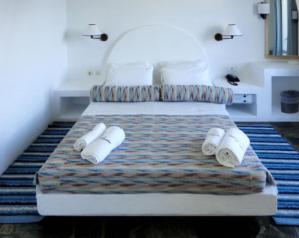 Patmos Paradise 3*