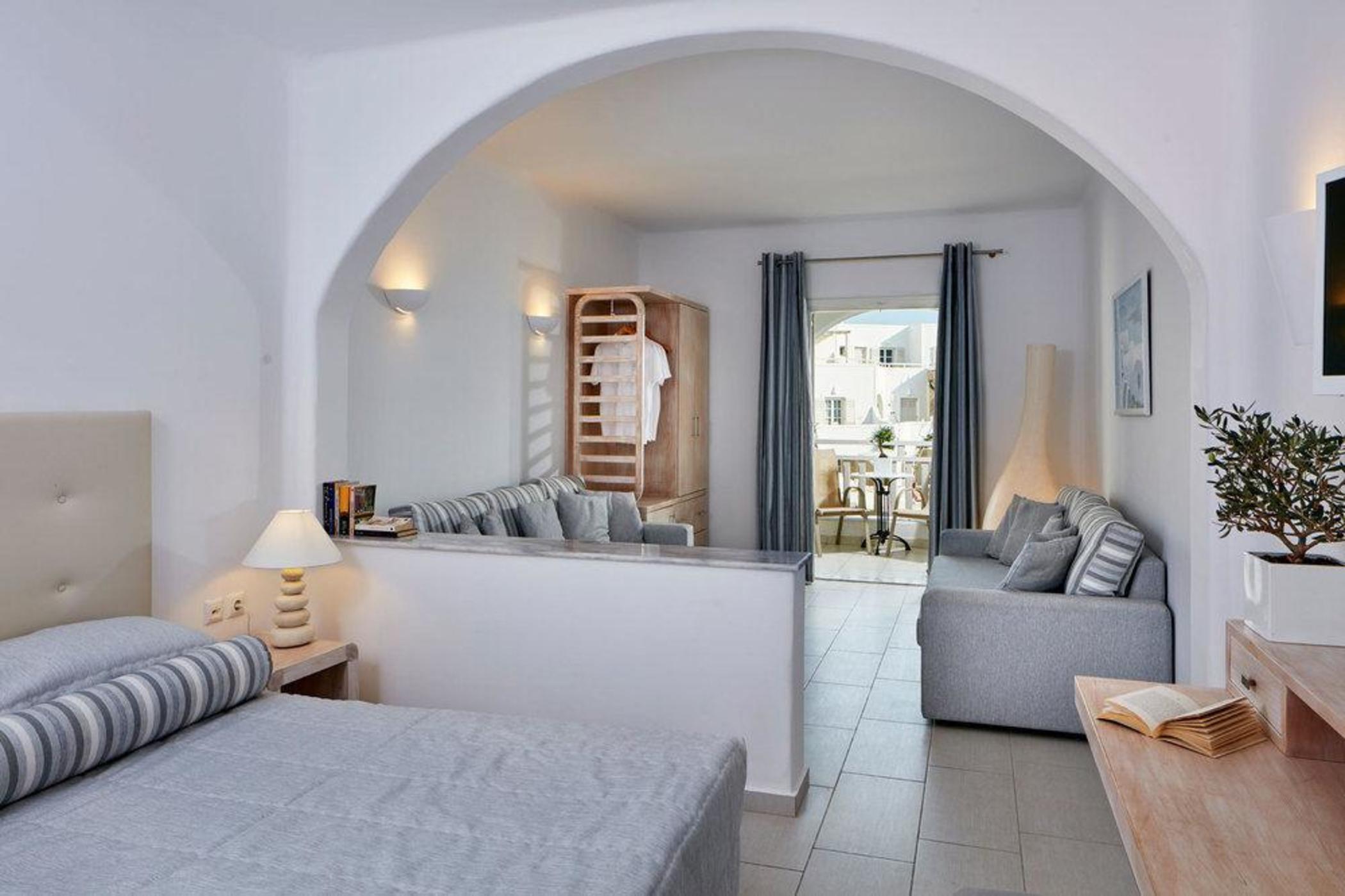 Aegean Plaza Hotel Kamari (Santorini)