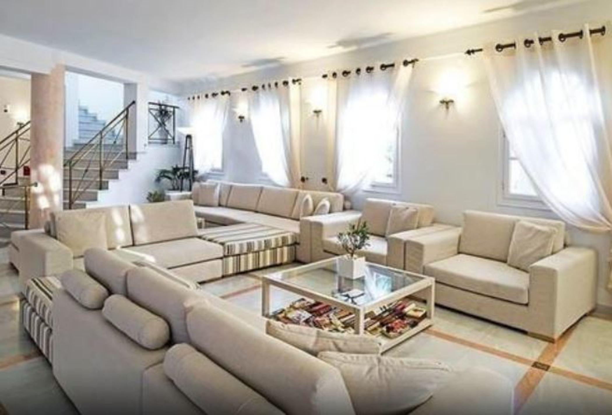 Hotel Aegean Plaza 4*