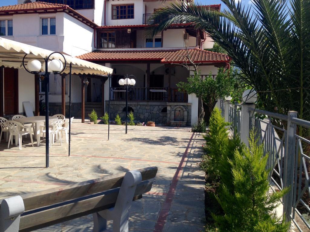 Menis Haus * Vrasna