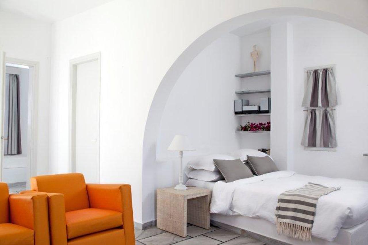Ios Palace & Hotel Mylopotas