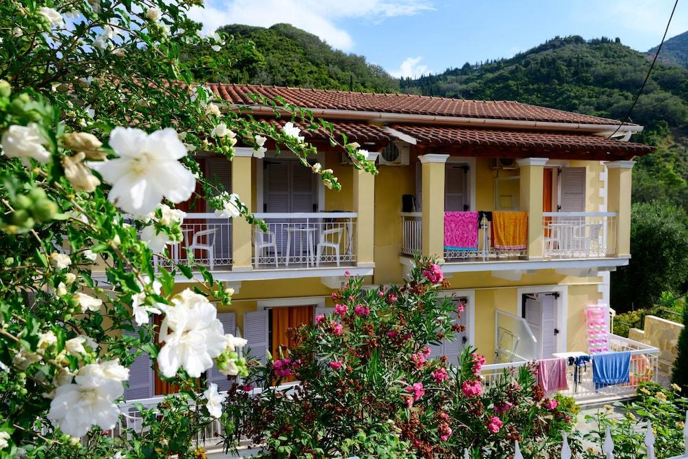 Marina Apartments, Agios Gordios Corfu Aparthotel