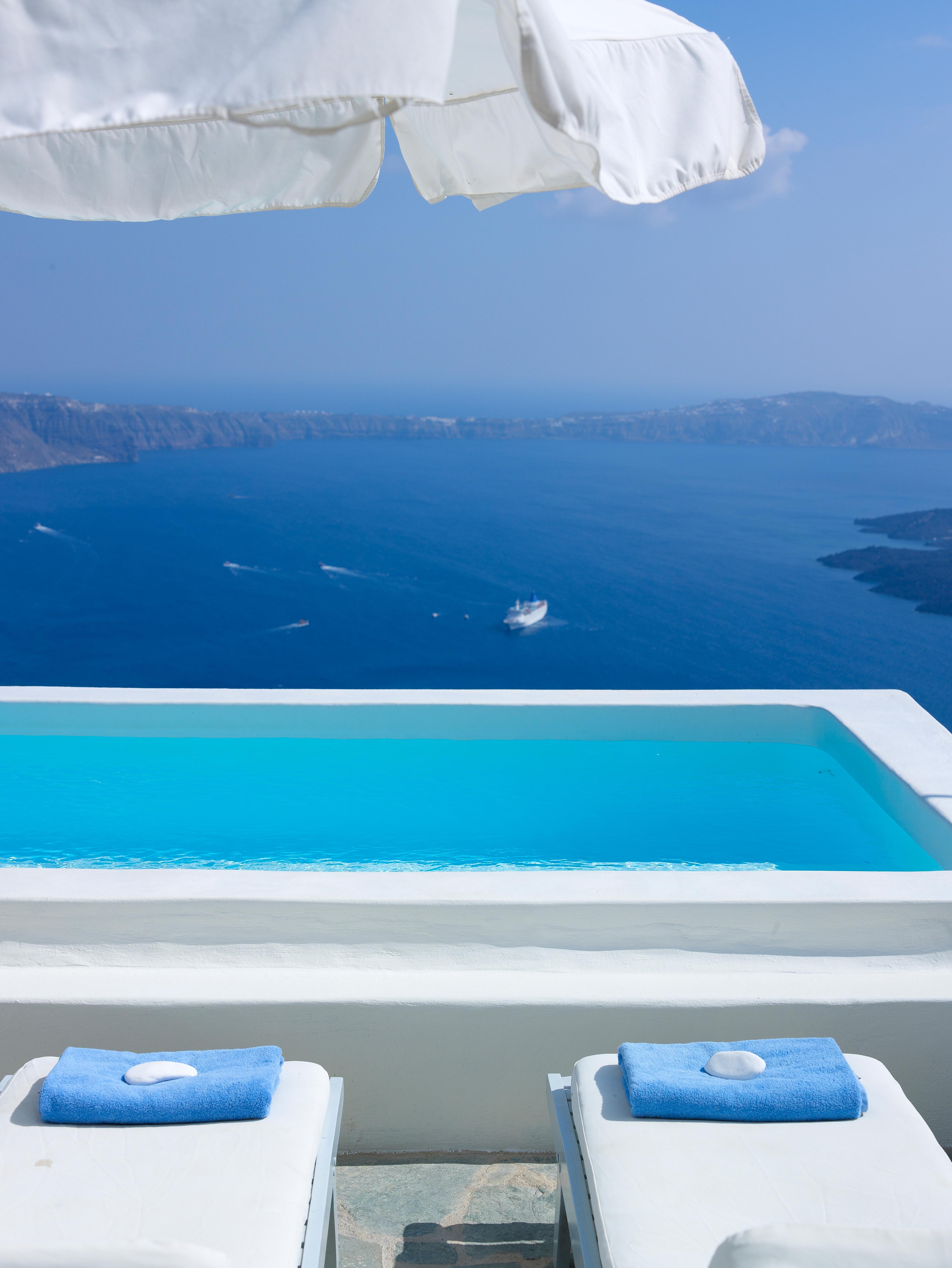 Alexander Hotel 3*