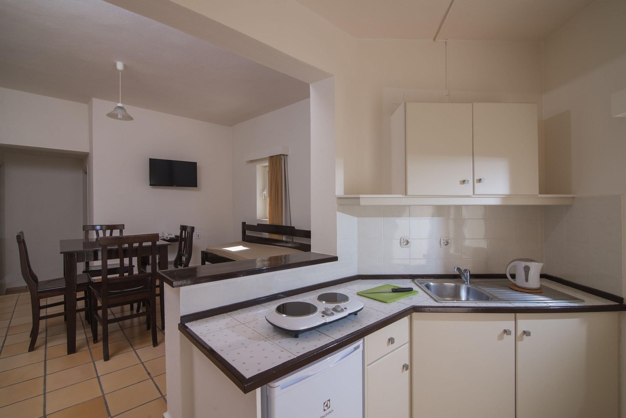 Aparthotel Ourania Hersonissos (Crete)