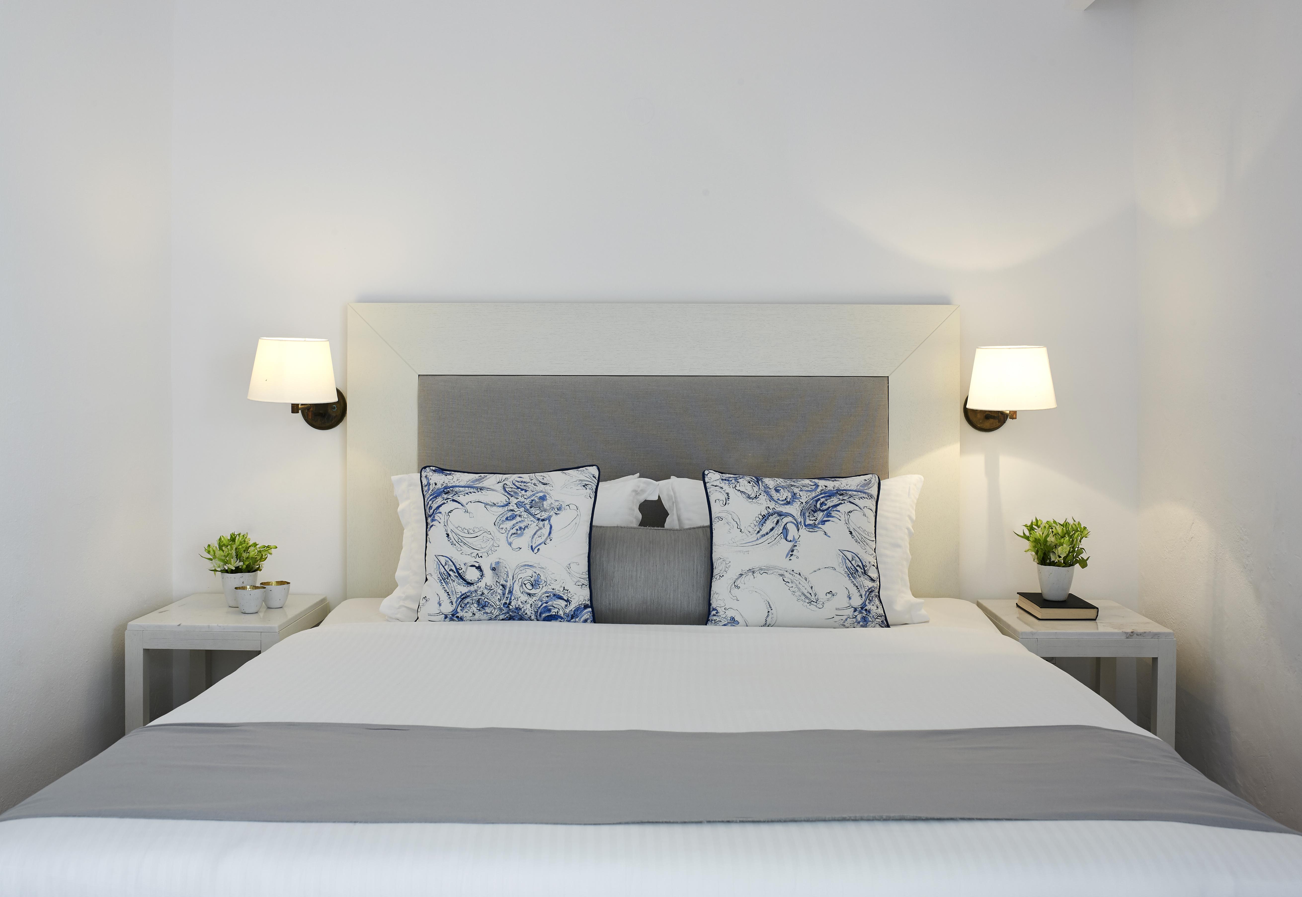 Knossos & Hotel
