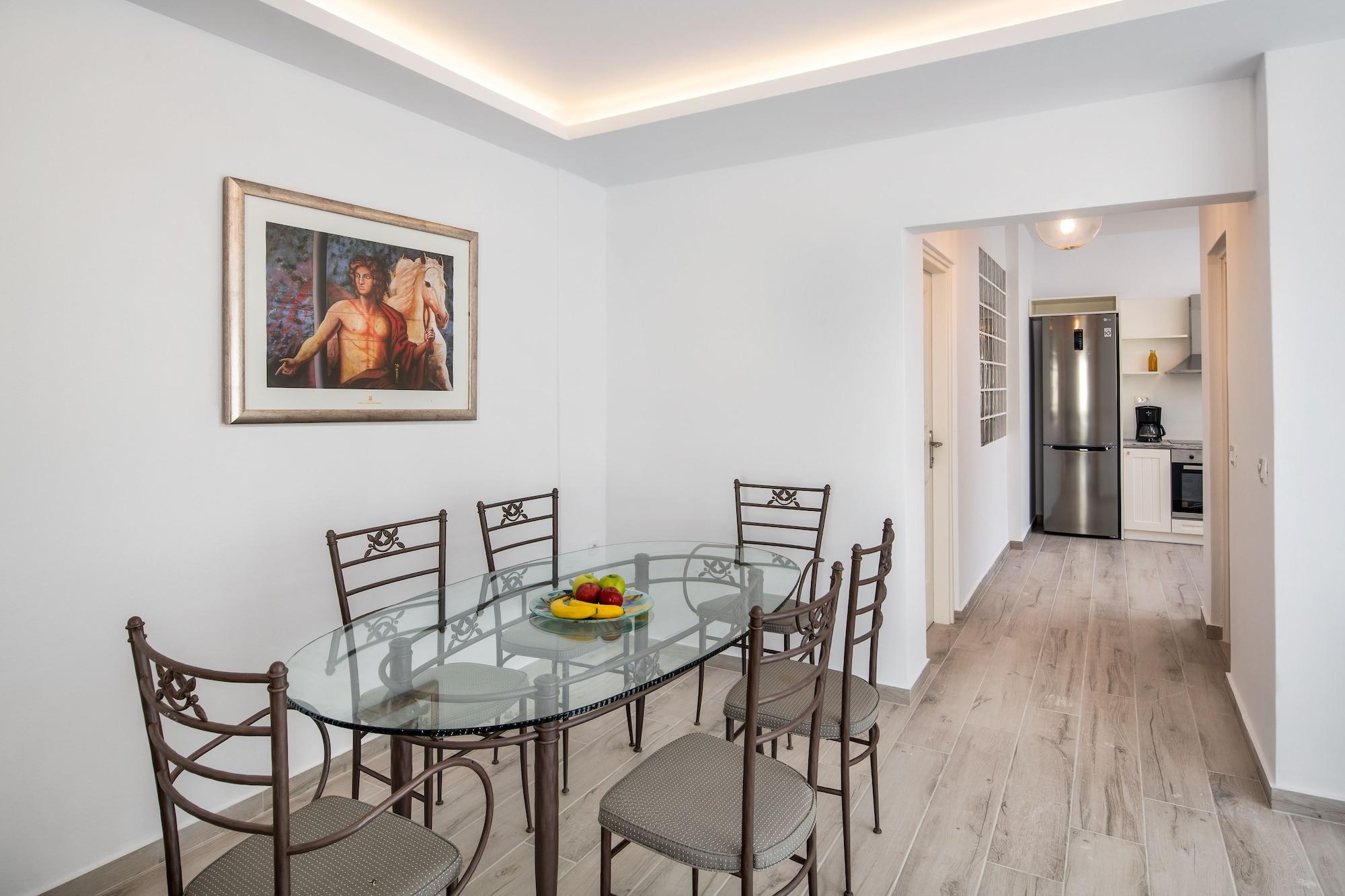 Villa Sienna Eco Fira (Santorini)