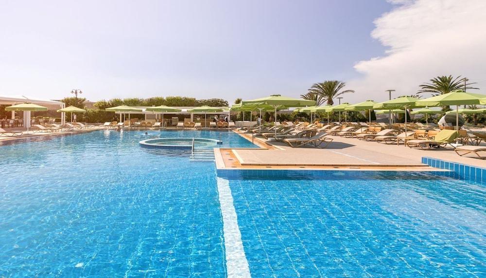 Divani Escape - Adults Only