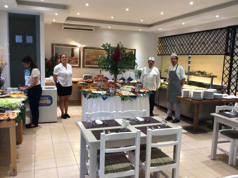 Mare Hotel Apartments Hotel 3*