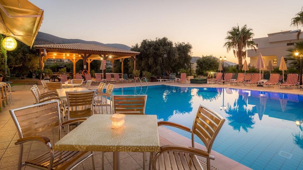 Newcastle Studios * Malia (Crete)