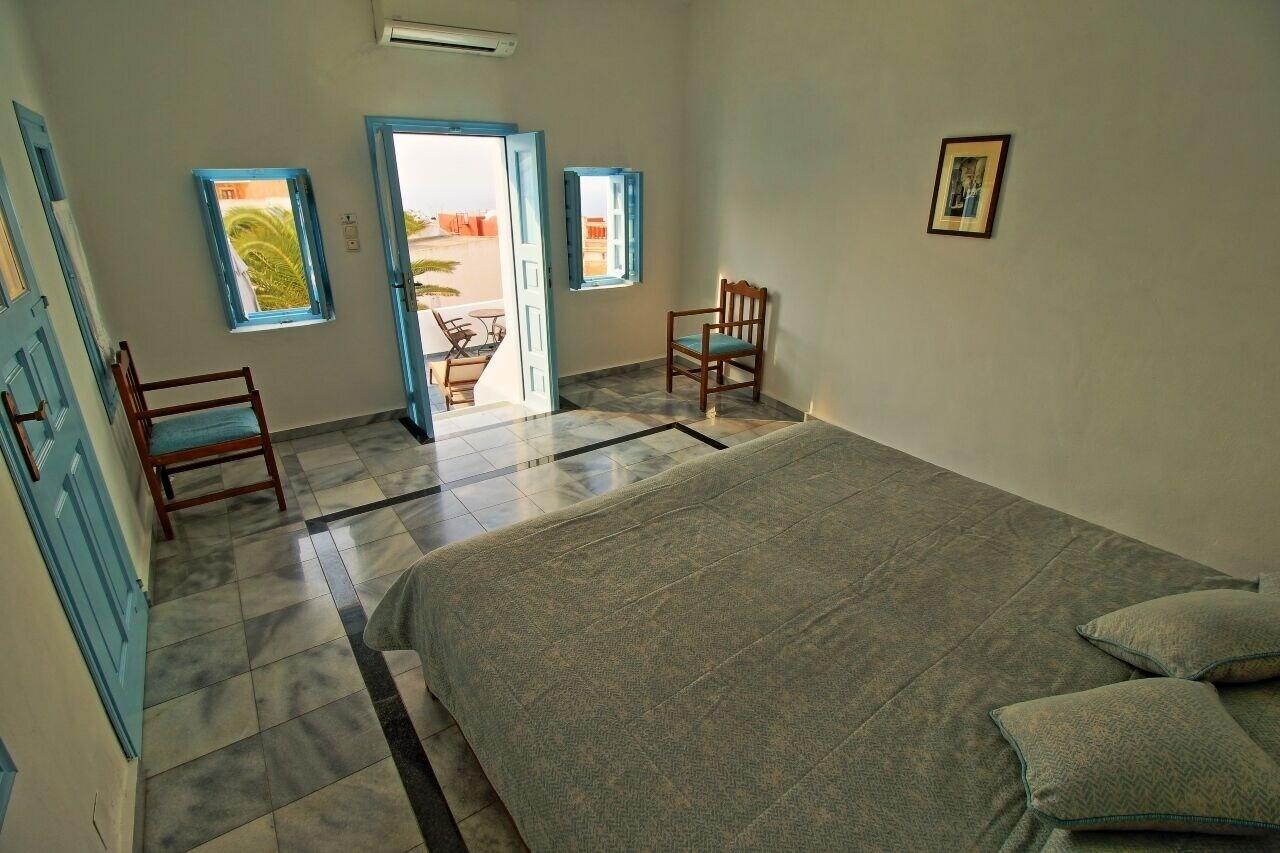 Aethrio Sunset Village - Oia (Santorini)