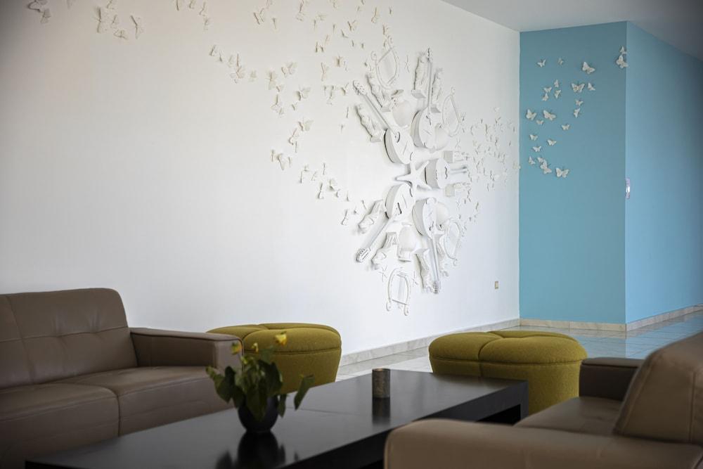 Asterias Hotel 5*