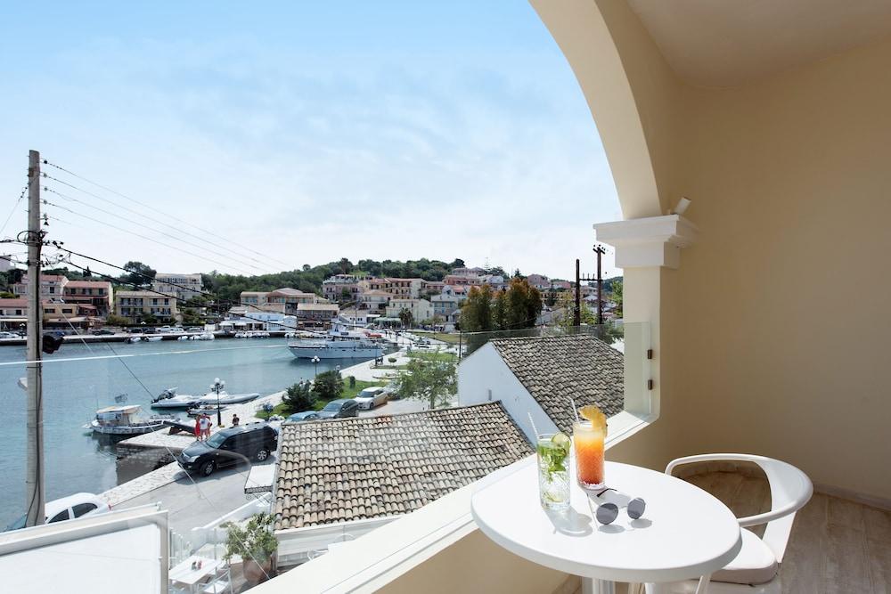 Melina Bay Boutique Hotel 3*