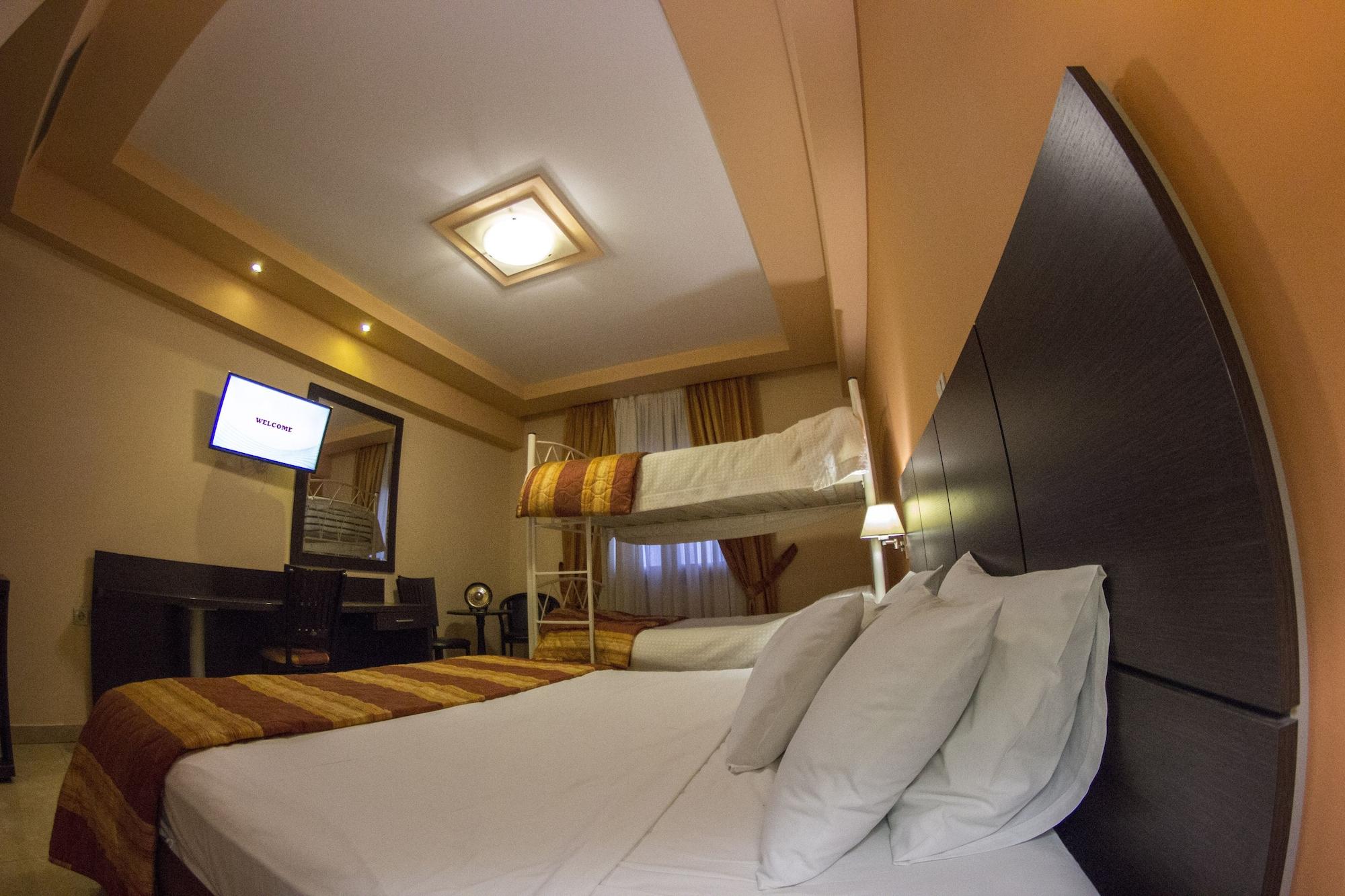 Hotel Perinthos 4*