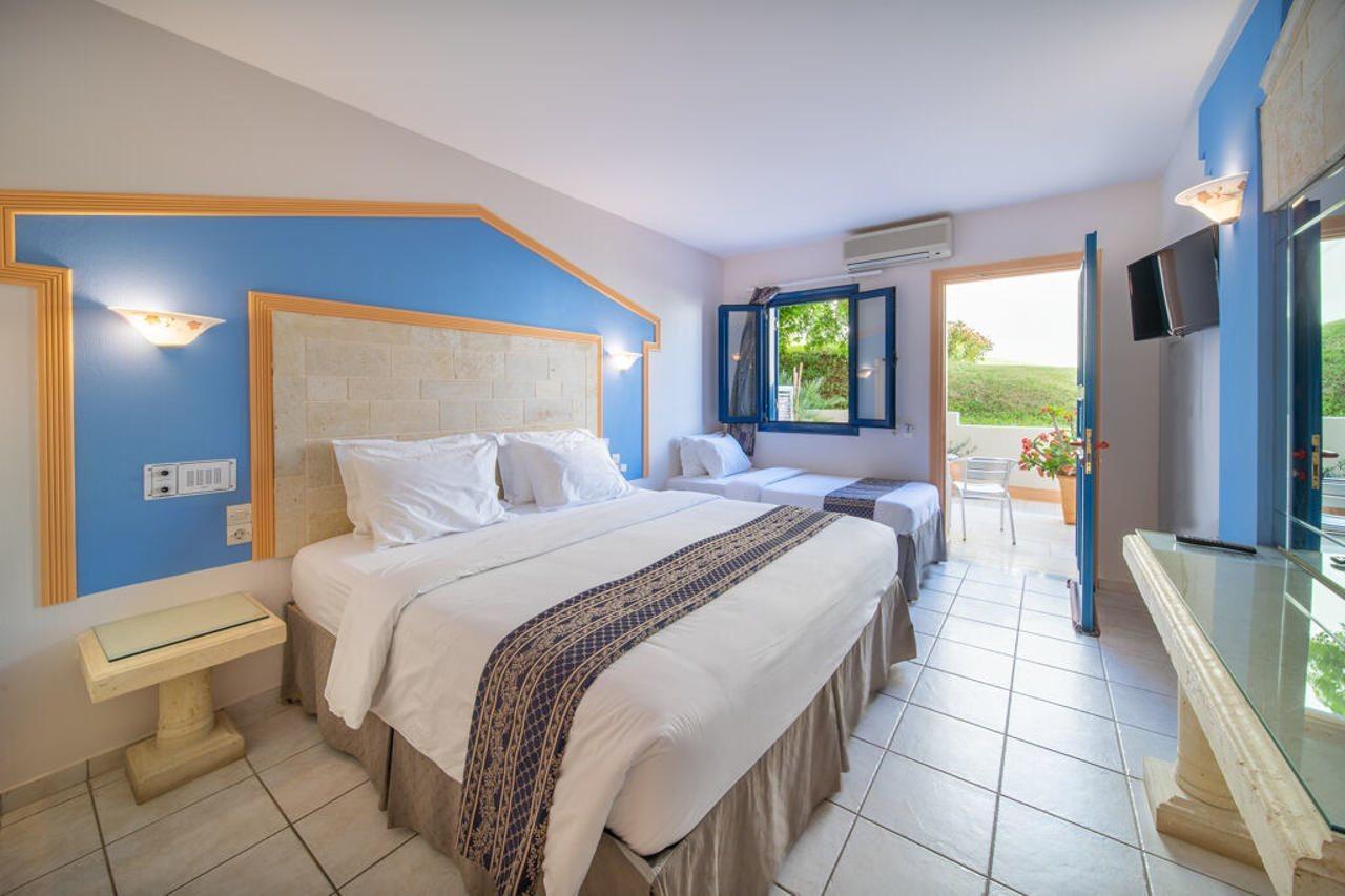 Astoria Hotel 2*