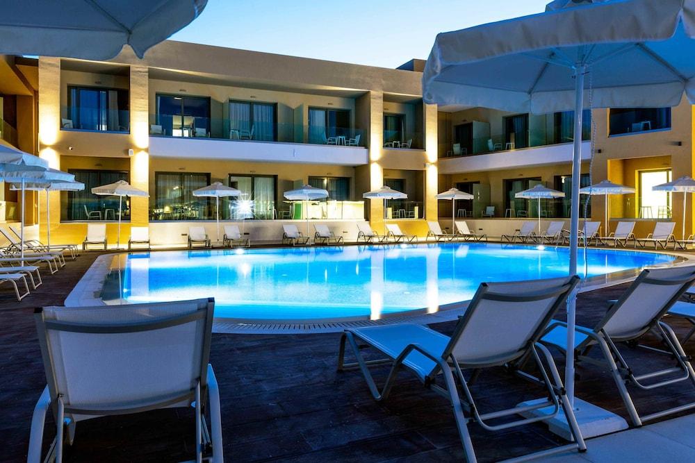 White Olive Elite 5*