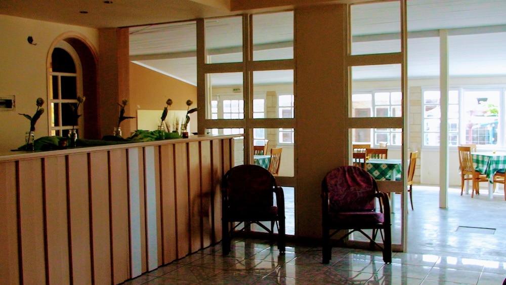 Ambrosia Aparthotel