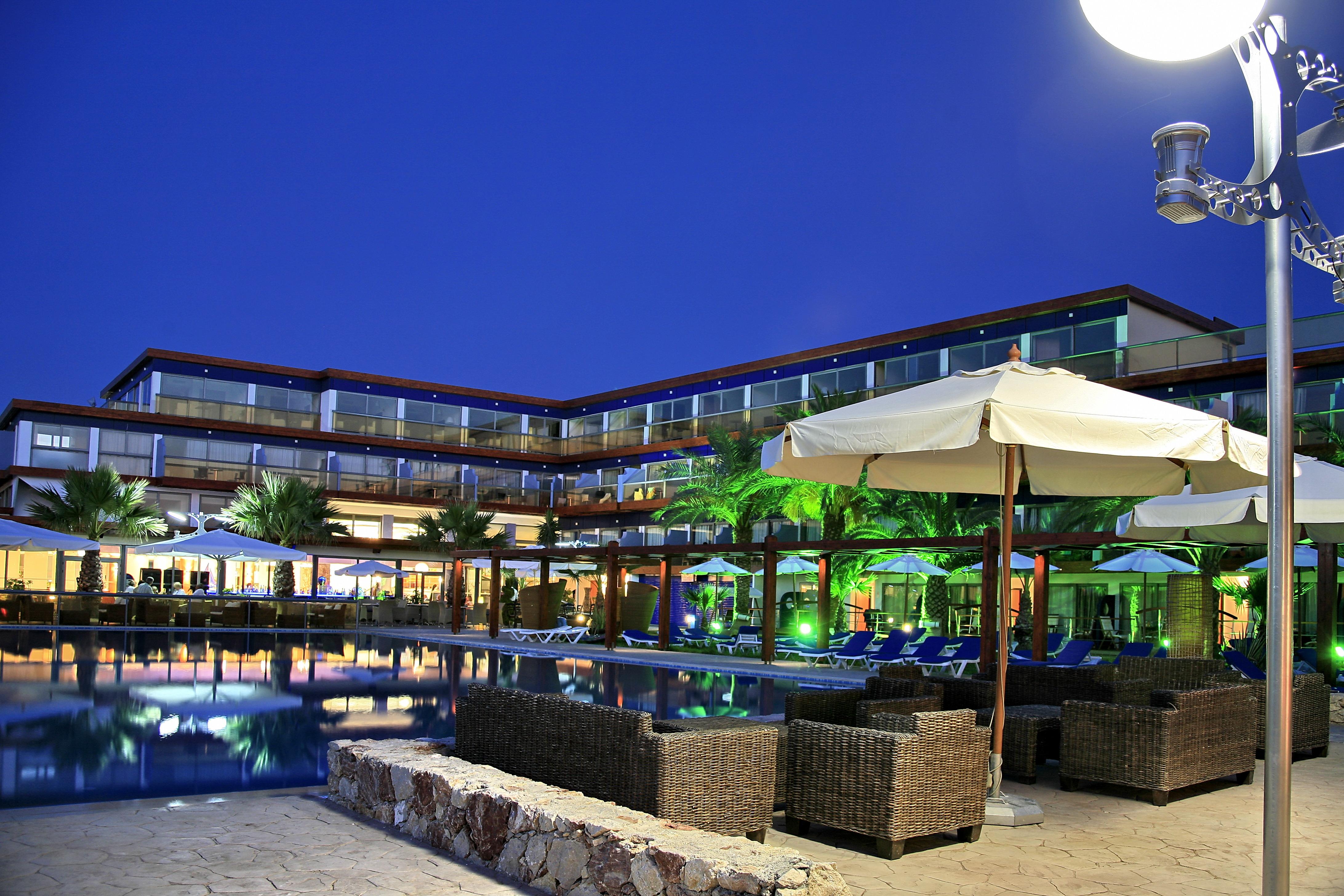 Senses Ocean Blue Sea Side Resort 4*